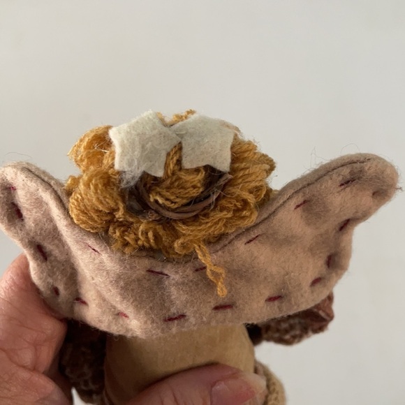 Vintage Folk Art Shelf Sitter Angel Christmas Decor - Picture 8 of 8